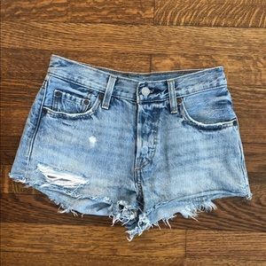 Levi’s 501 Jean Shorts (size 25)